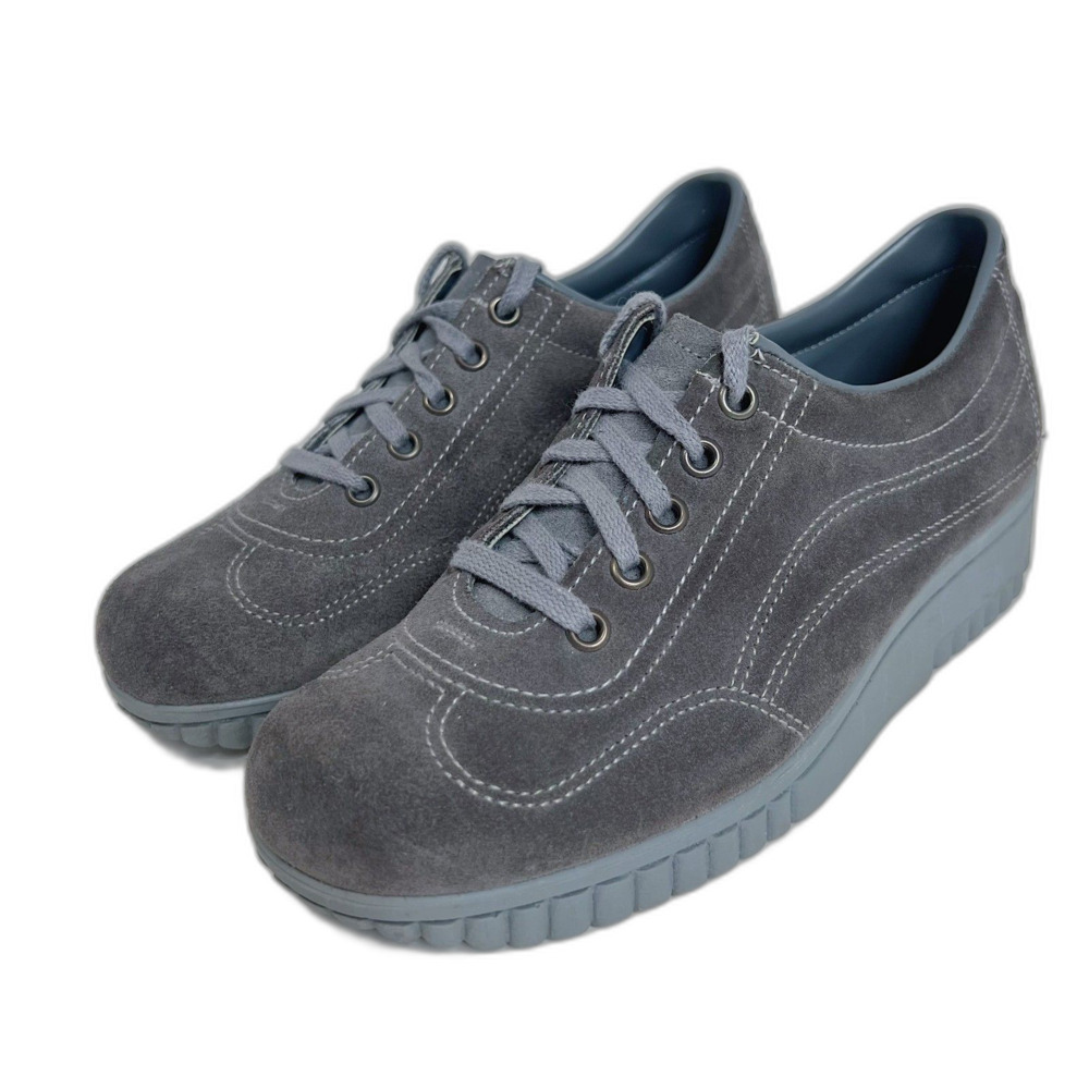 Vintage Kinney Shoes Grey Suede Sneakers Women's Size 8.5
